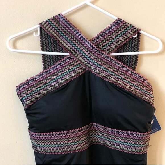 Hilor Swimsuit   - Picture 3 of 7